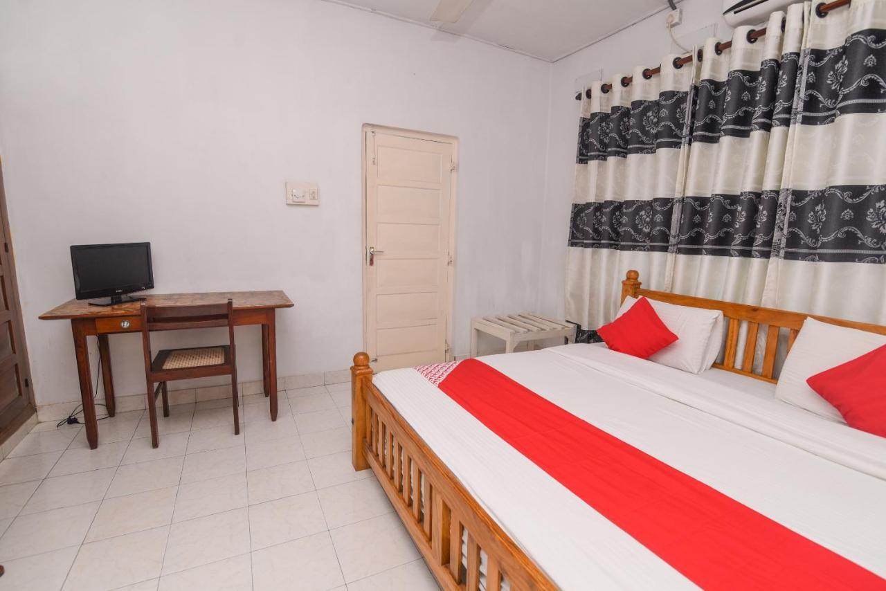 King Leisure Residence Канди Экстерьер фото